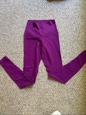 Lululemon wunder under